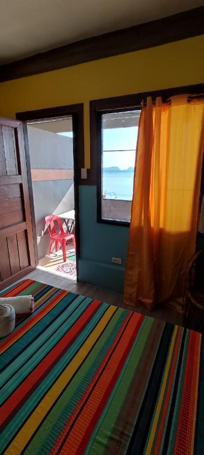 Alfa Beach Front Lodge El Nido Exterior photo